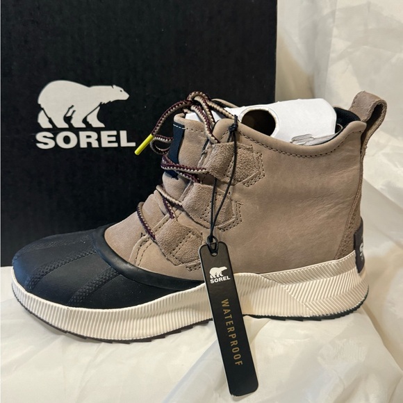 Sorel - Out N about III Classic WP size 5W shoes - Picture 7 of 10